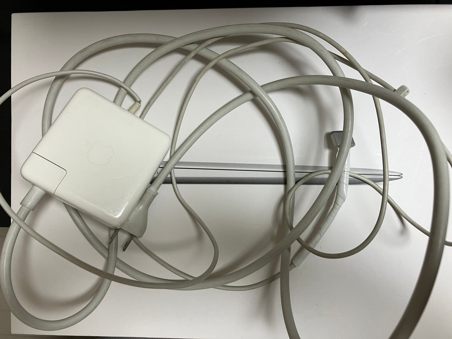 Macbook Air 2012 / 13インチ / Manjaro Linux